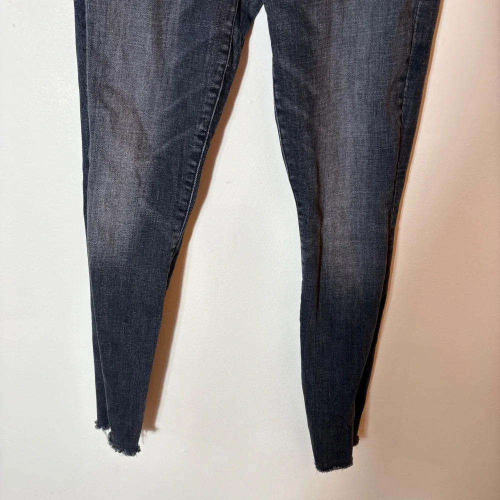 MOTHER The Looker Ankle Fray Jeans Size‎ 25